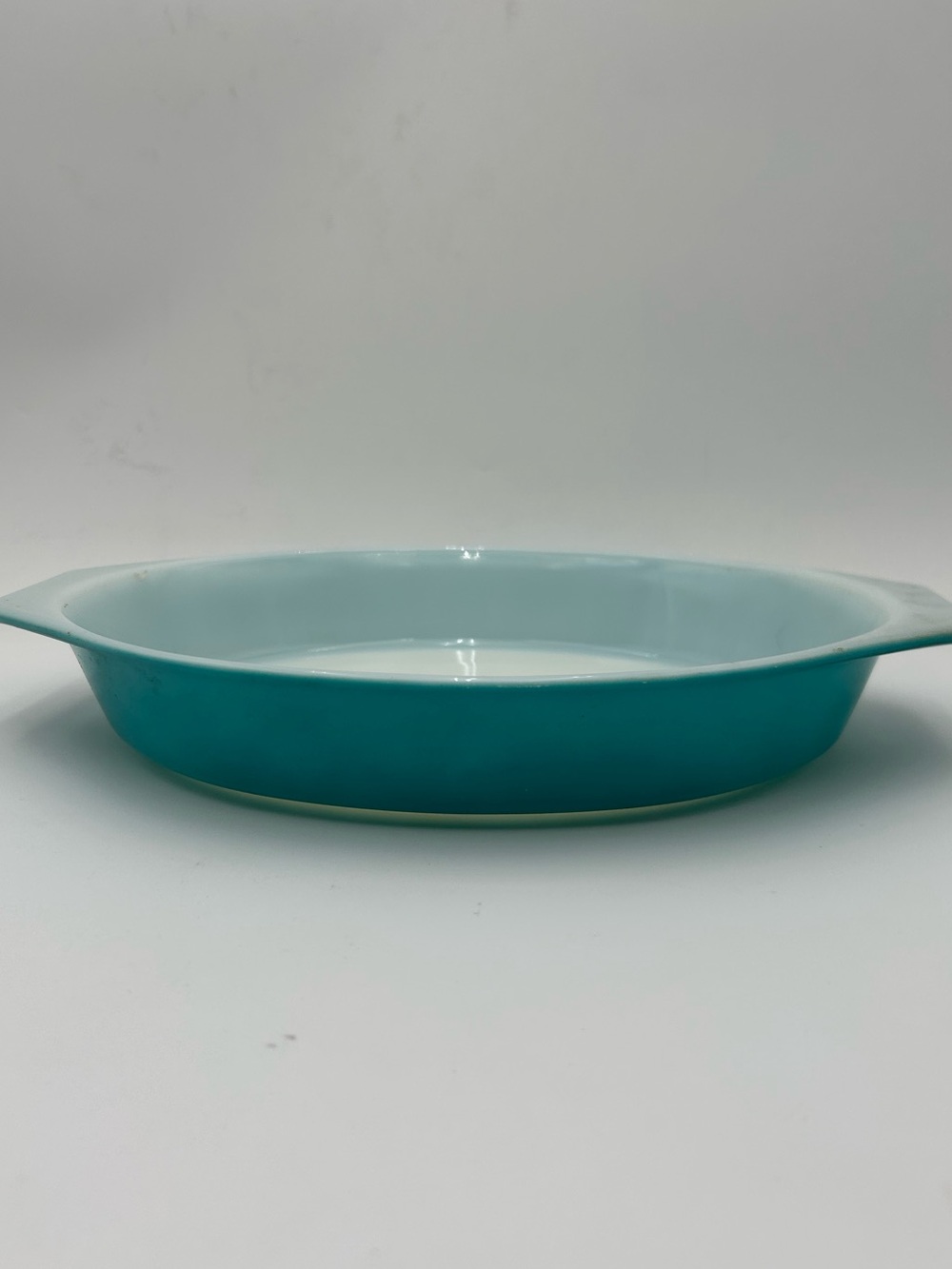 Vintage Pyrex Turquoise Oval 1 1/2 Quart  Casserole Dish